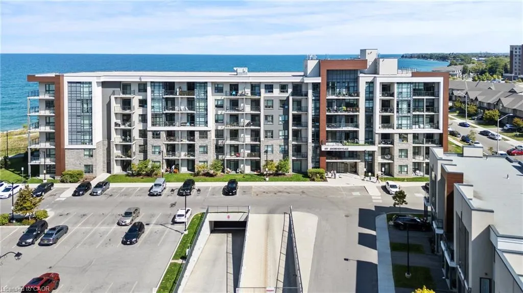 101 Shoreview Place, #301