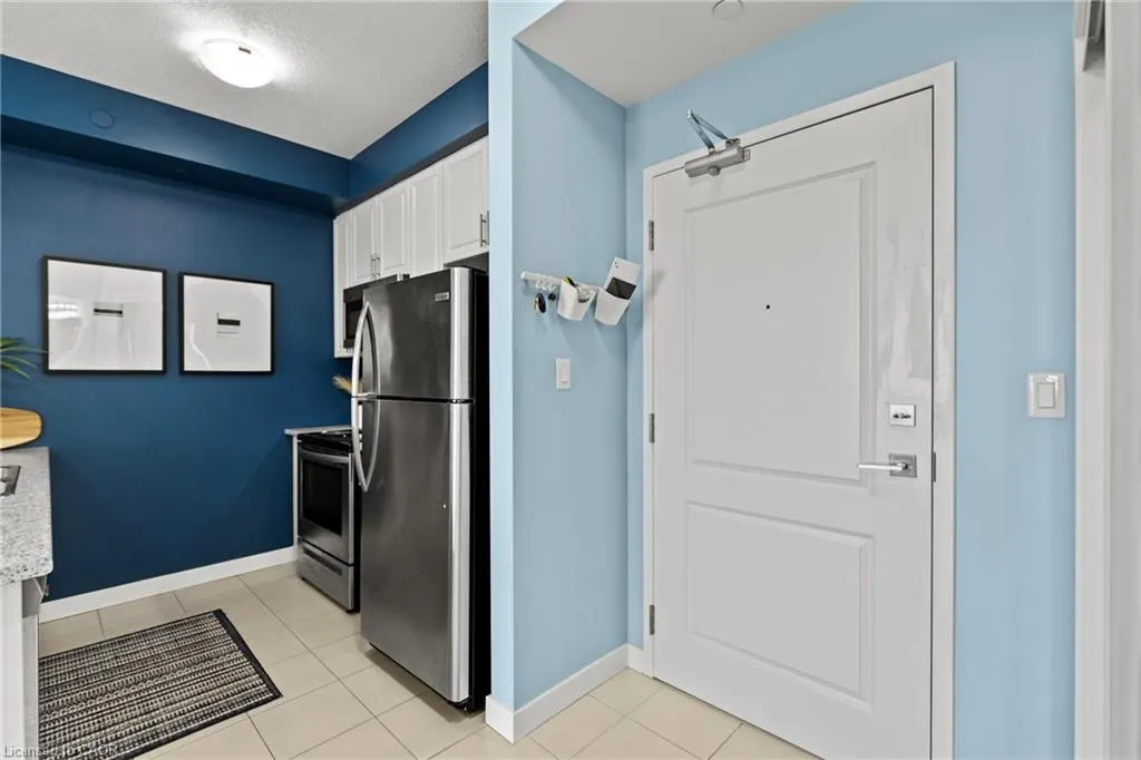 101 Shoreview Place, #301