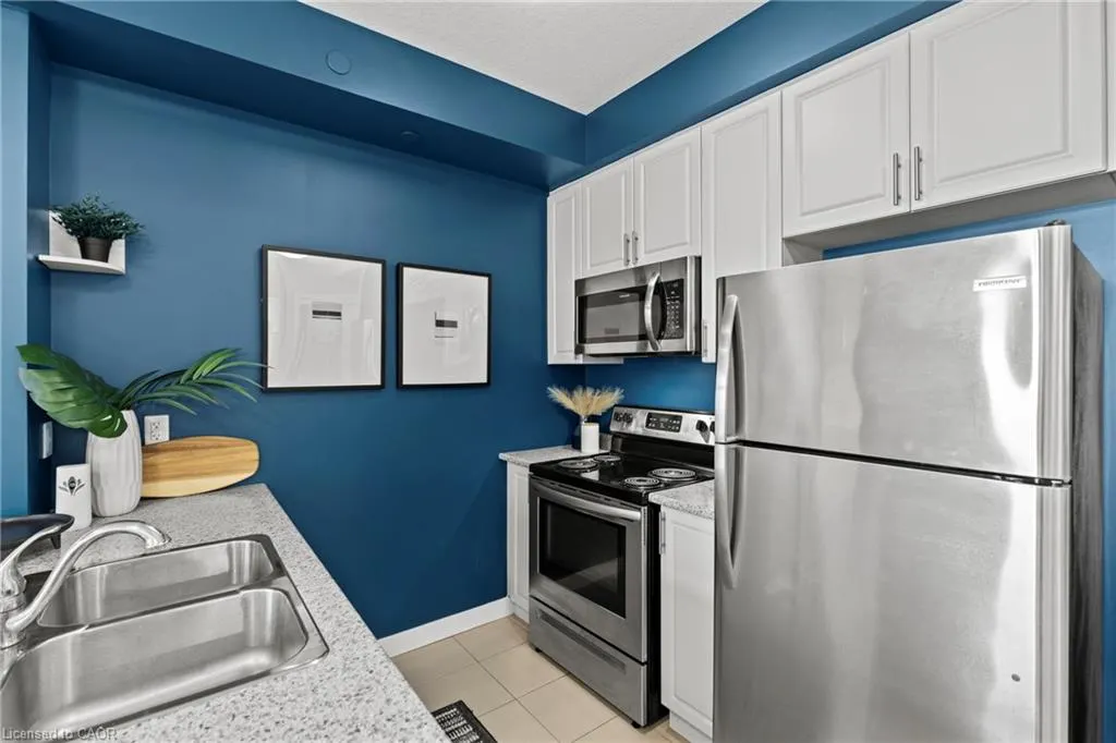 101 Shoreview Place, #301