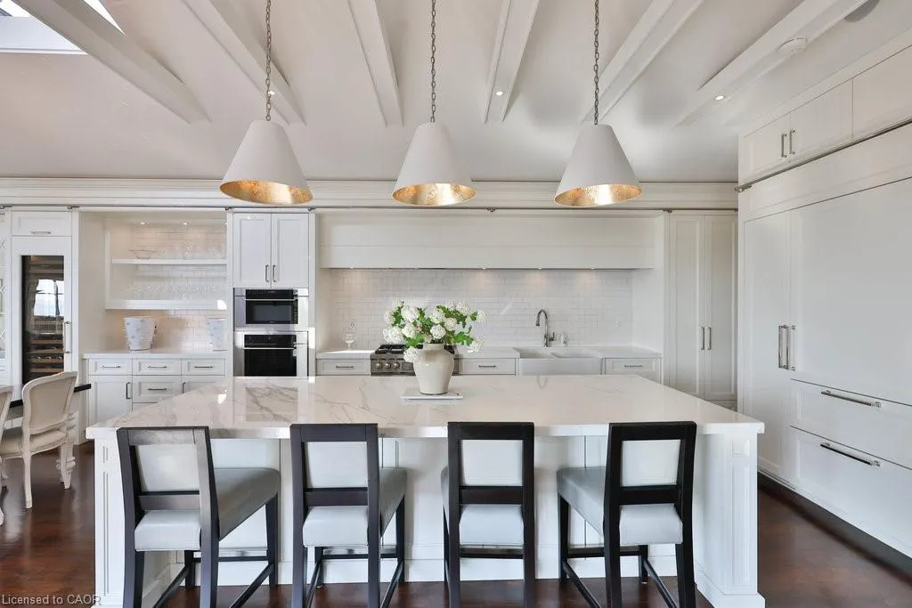 8 Chartwell Road