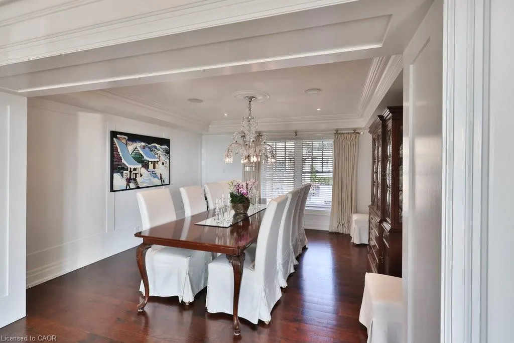8 Chartwell Road