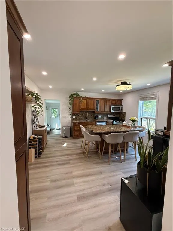20 Canada Street, #3