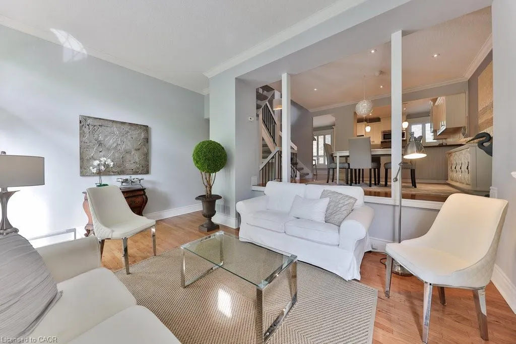 1250 Marlborough Court, #27