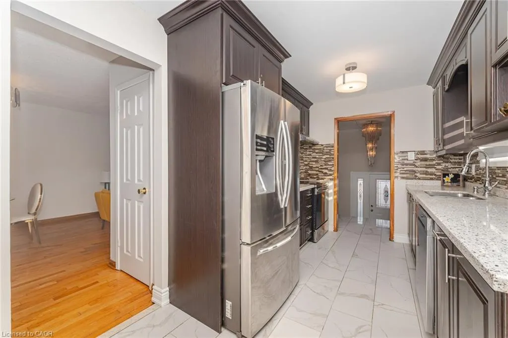 3783 Keenan Crescent
