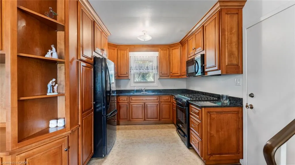 2210 1st Conc Rd Str Concession E