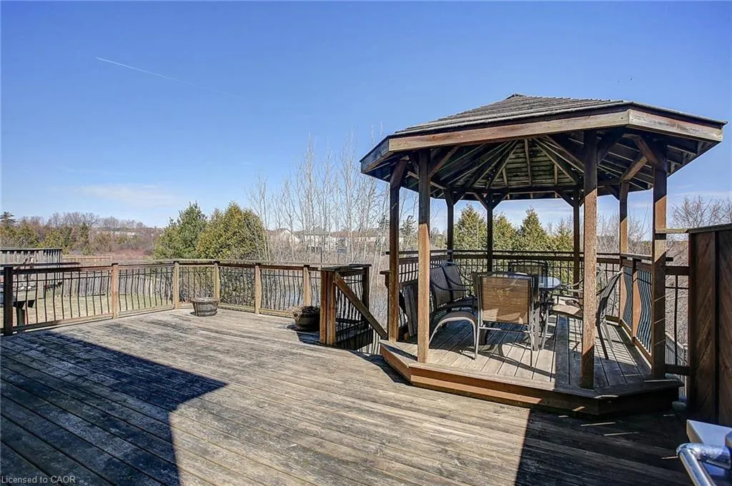 573 Robert Ferrie Drive
