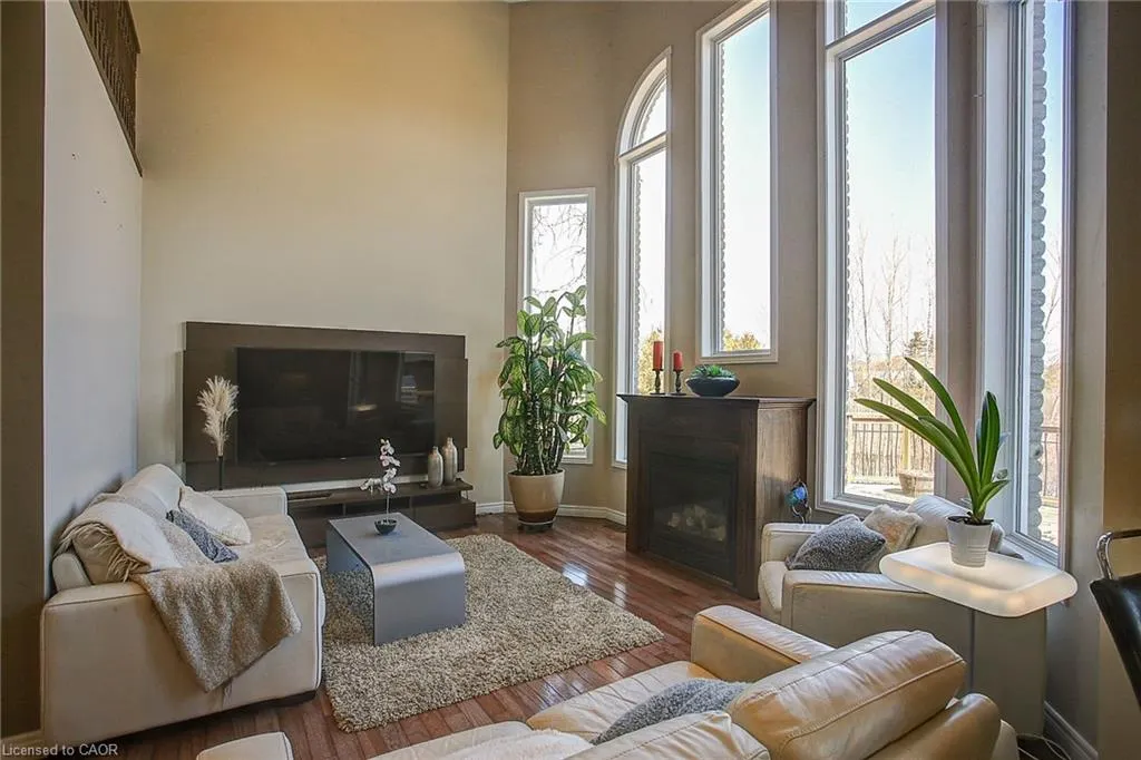 573 Robert Ferrie Drive