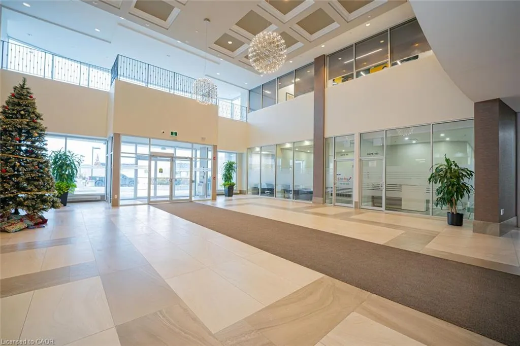 218 Export Boulevard, #101
