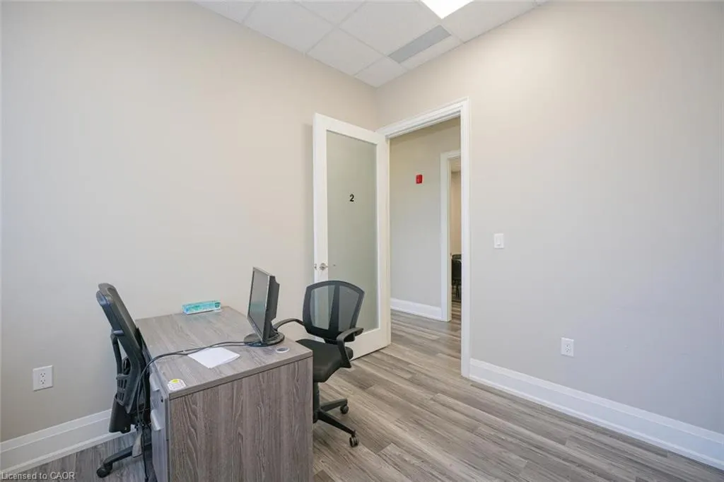 218 Export Boulevard, #101