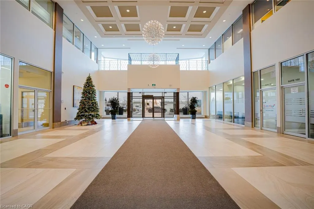 218 Export Boulevard, #101