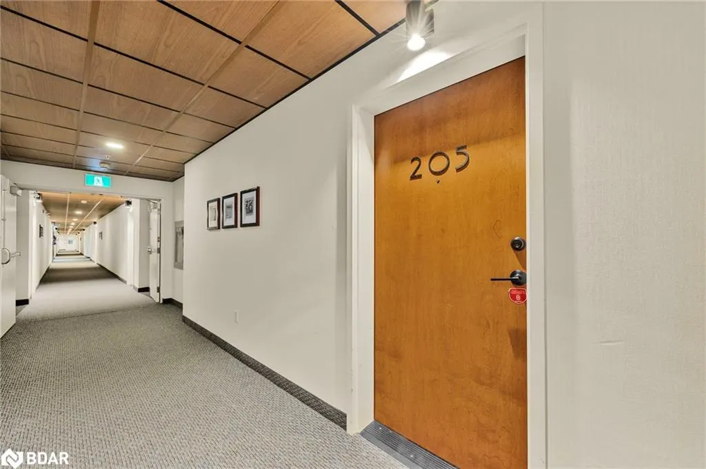 720 Yonge Street, #205