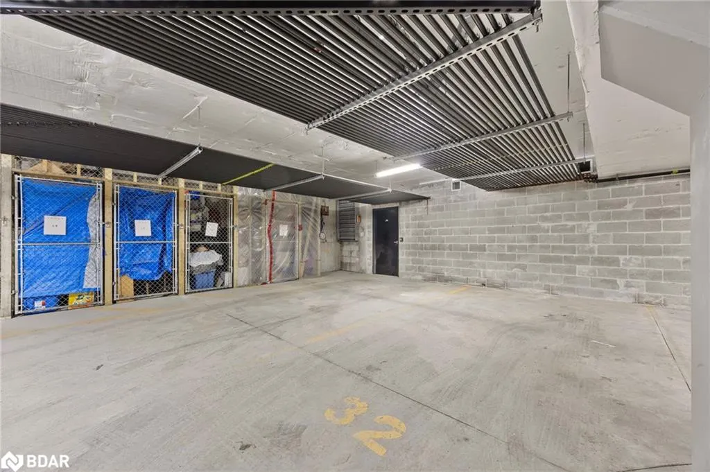 720 Yonge Street, #205