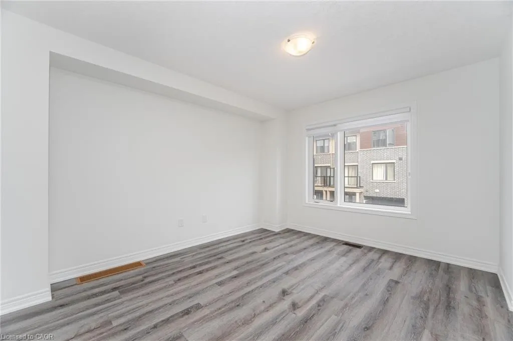 14 Dryden Lane