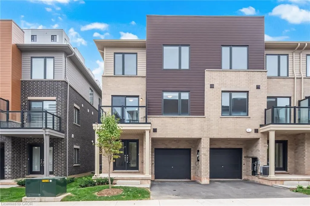 14 Dryden Lane