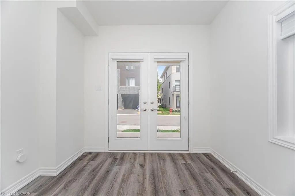 14 Dryden Lane