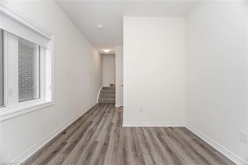 14 Dryden Lane