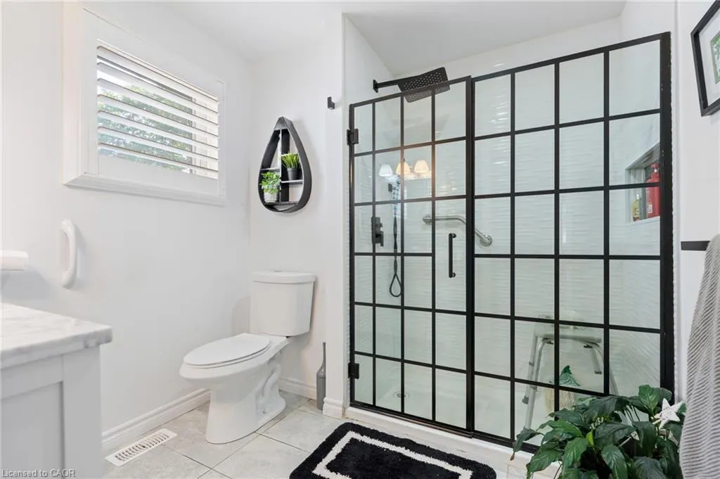 12 Briarlea Cres Crescent