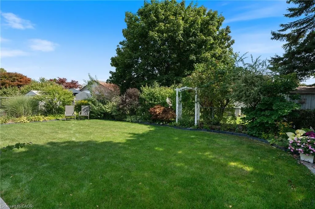 12 Briarlea Cres Crescent