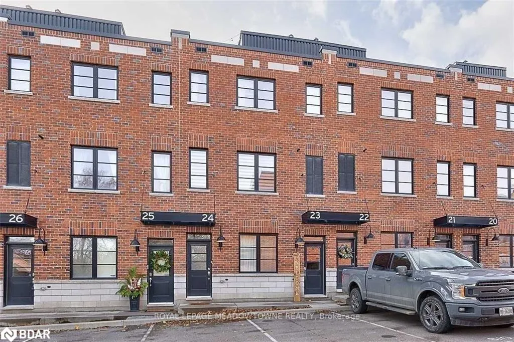 70 Plains Road W, #23