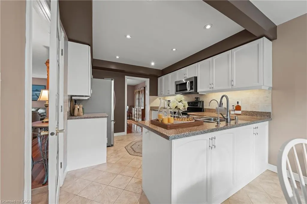 110 Beasley Crescent, #6
