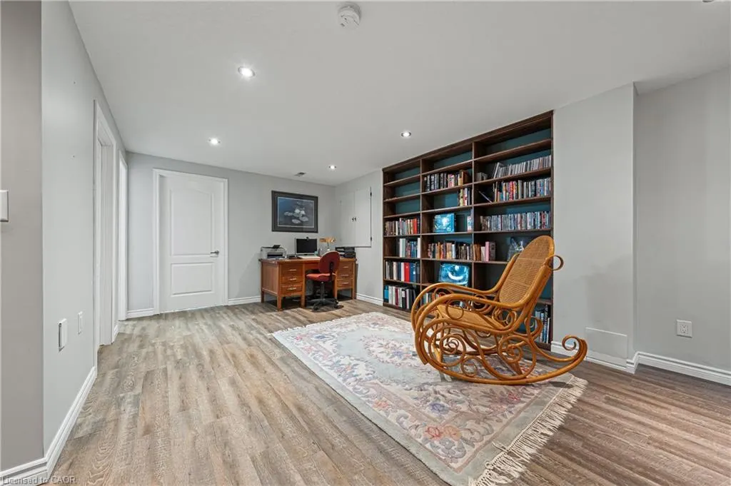 110 Beasley Crescent, #6