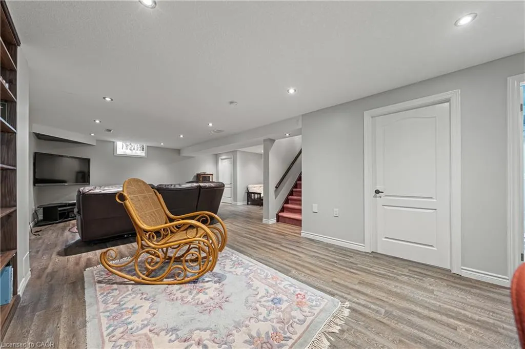 110 Beasley Crescent, #6