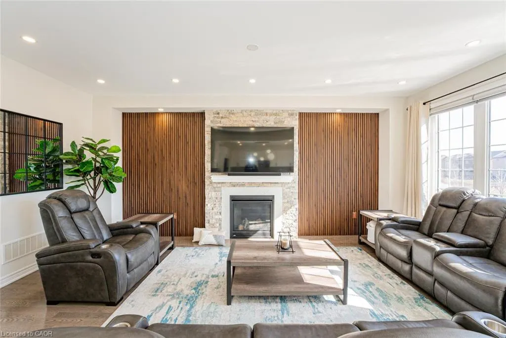 22 Fruitvale Circle