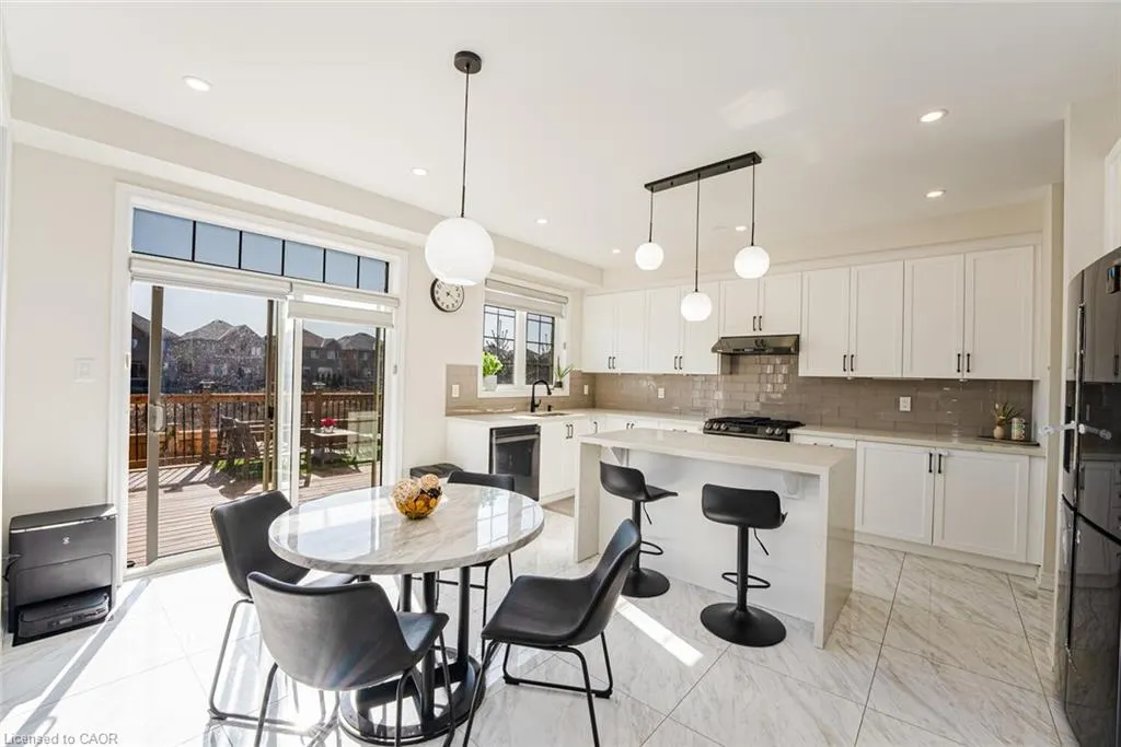 22 Fruitvale Circle