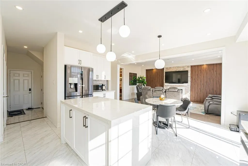 22 Fruitvale Circle
