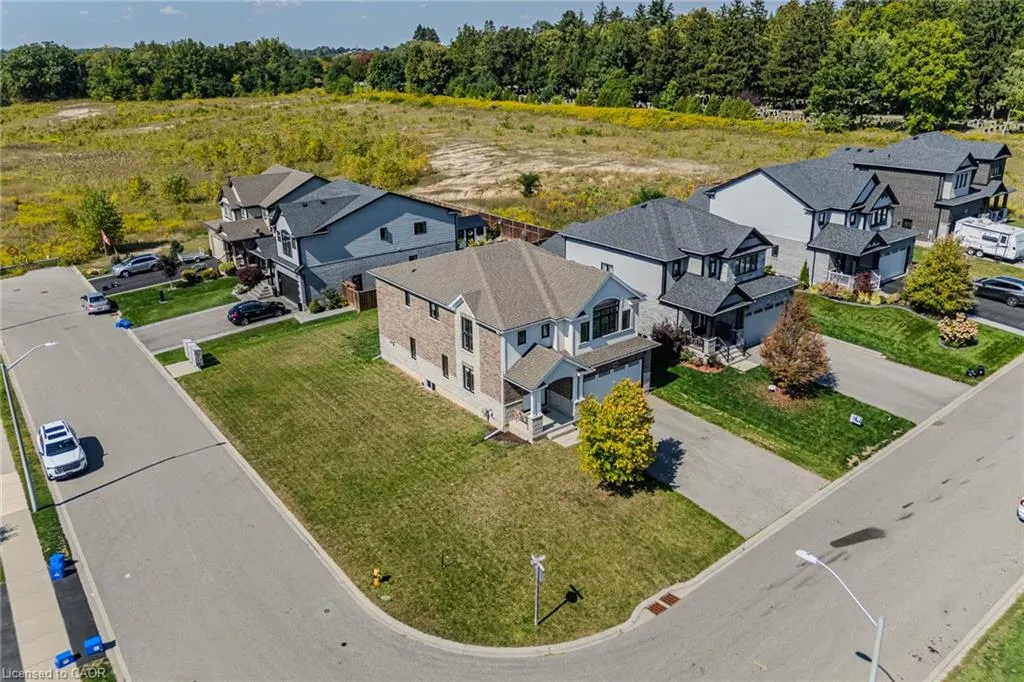 2 Sedge Ave Avenue