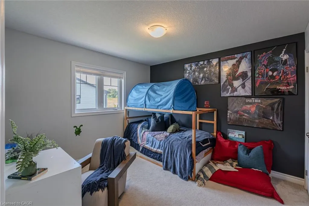 2 Sedge Ave Avenue