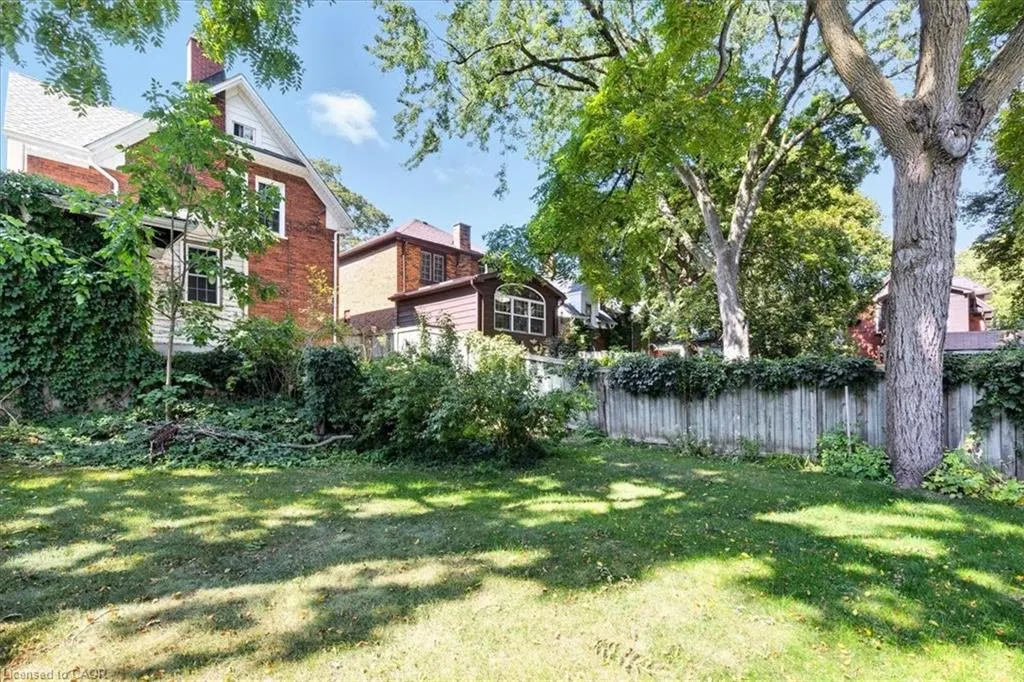 36 Earl Street