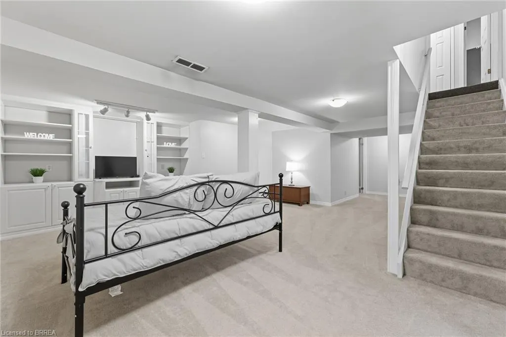 18 Mcintosh Court