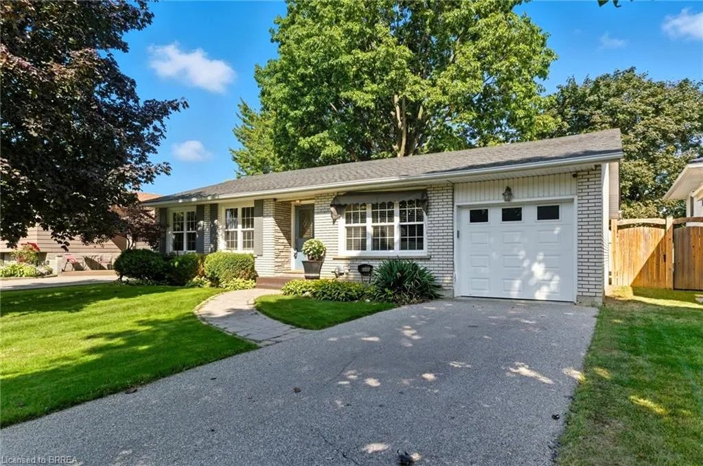 18 Mcintosh Court
