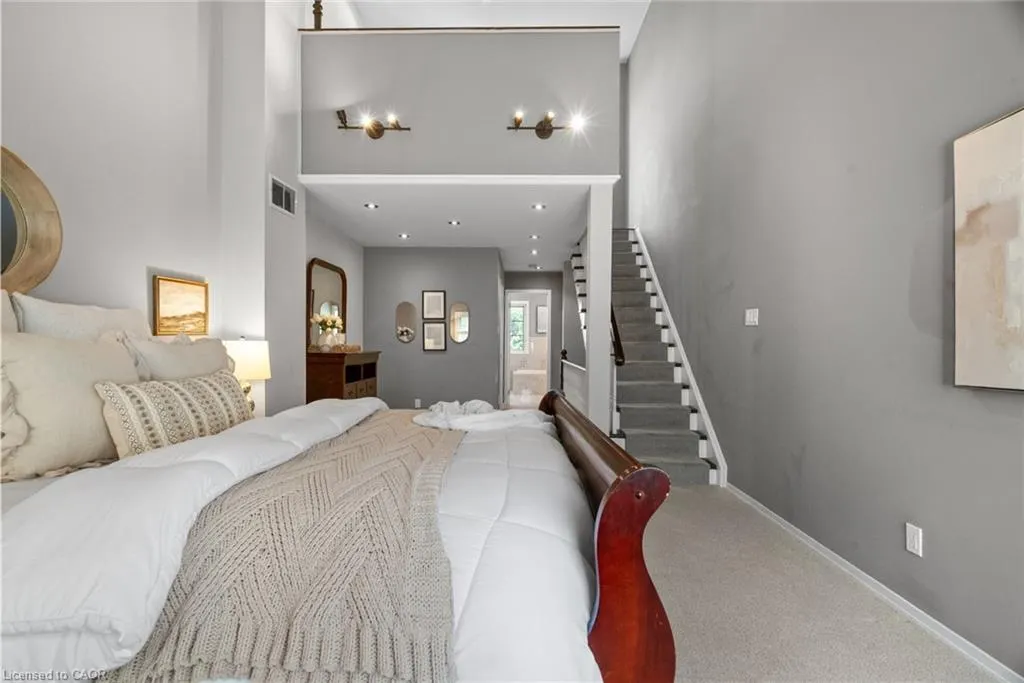 1 Baxter Street, #8
