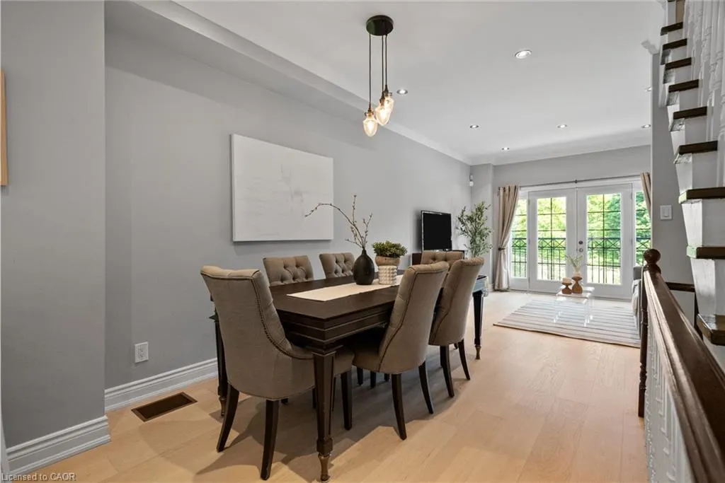 1 Baxter Street, #8