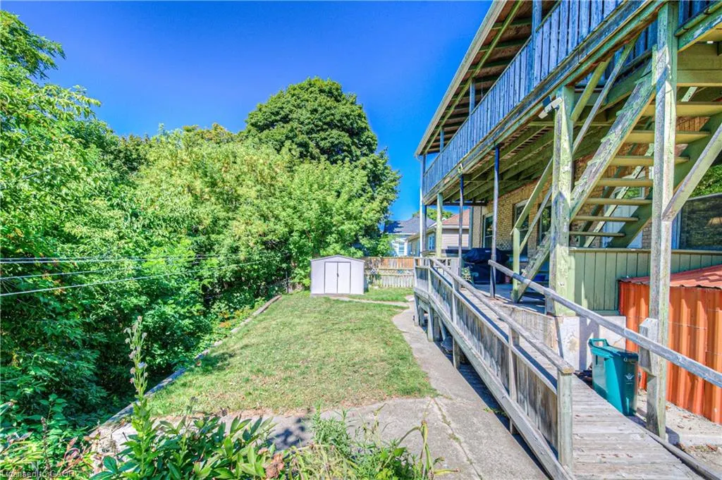 76 Roseview Avenue