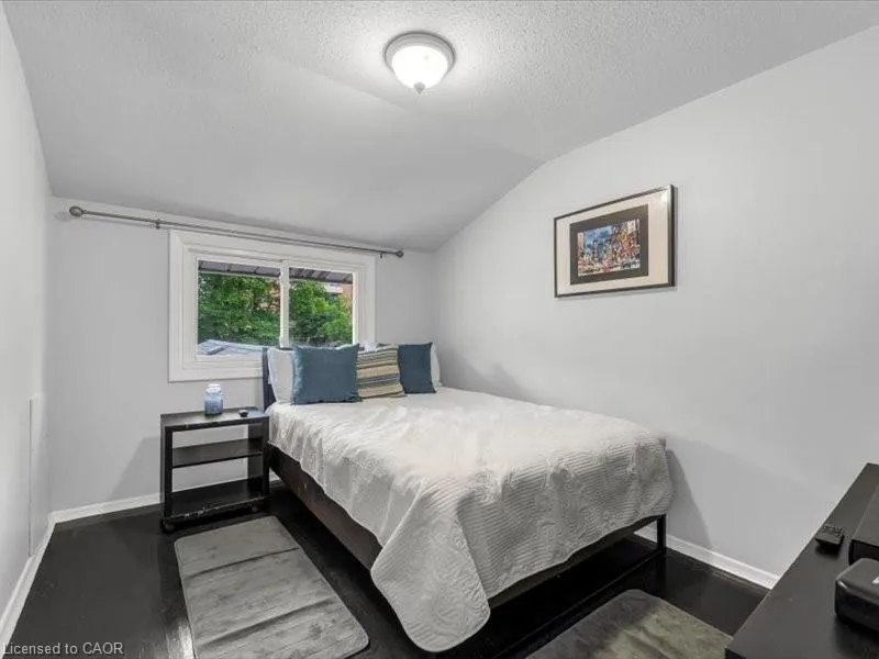 39 Meadowlark Drive