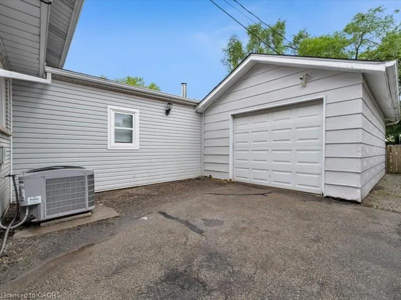 39 Meadowlark Drive