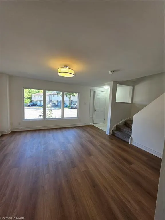 511 Parkview Crescent