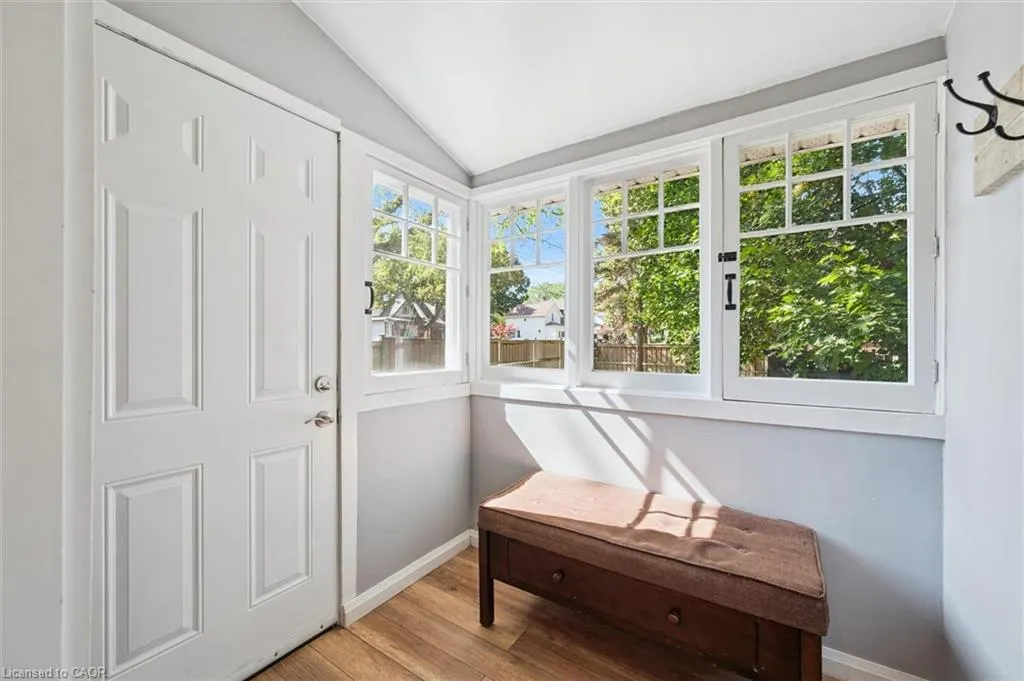 364 York Road
