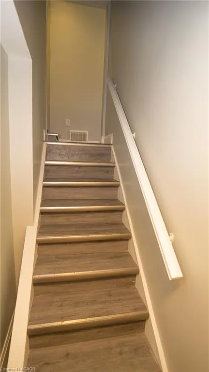 5 Woodelm Drive, ##LOWER