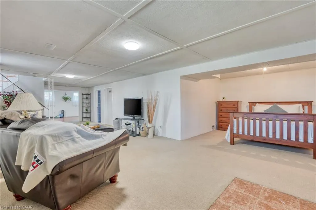 32 Rialto Court