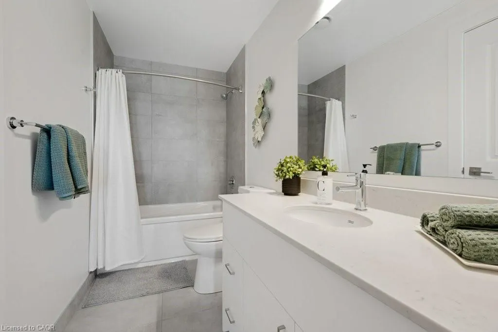 50 Grand Avenue S, #1507