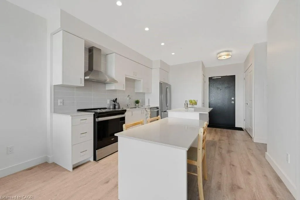 50 Grand Avenue S, #1507