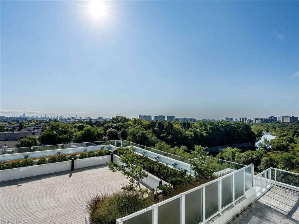 10 Wilby Cres Crescent, #2