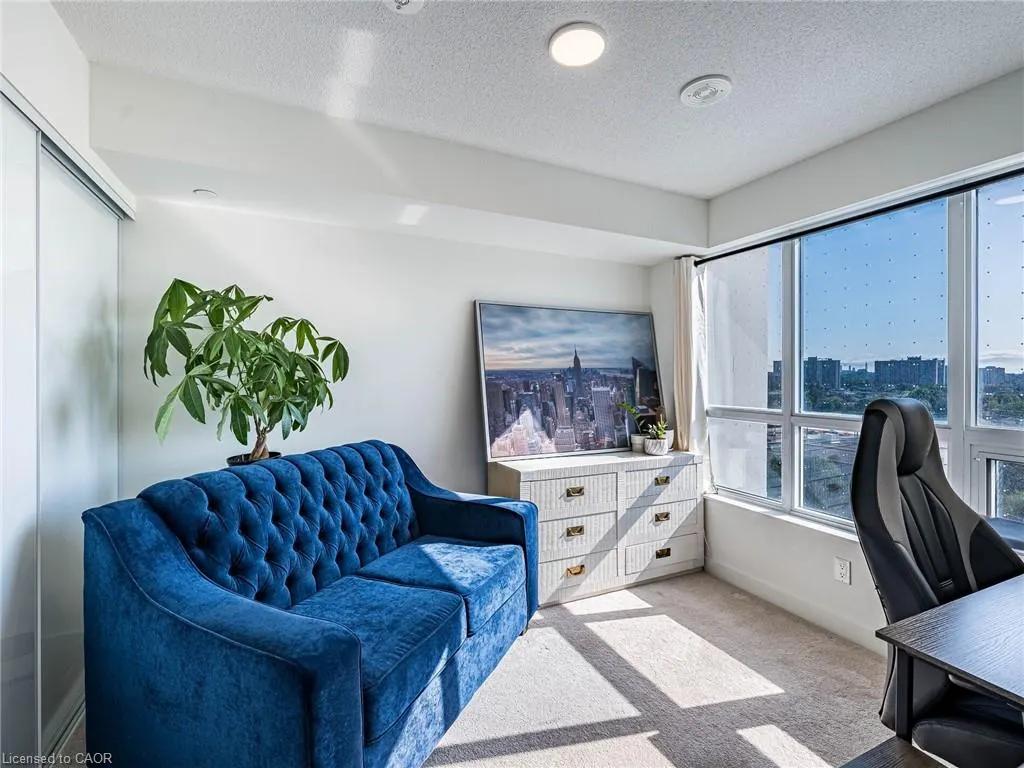 10 Wilby Cres Crescent, #2