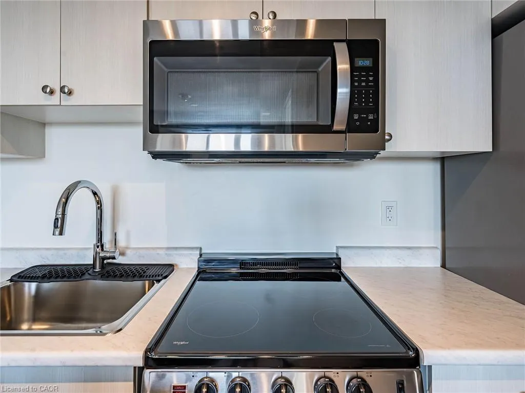 10 Wilby Cres Crescent, #2