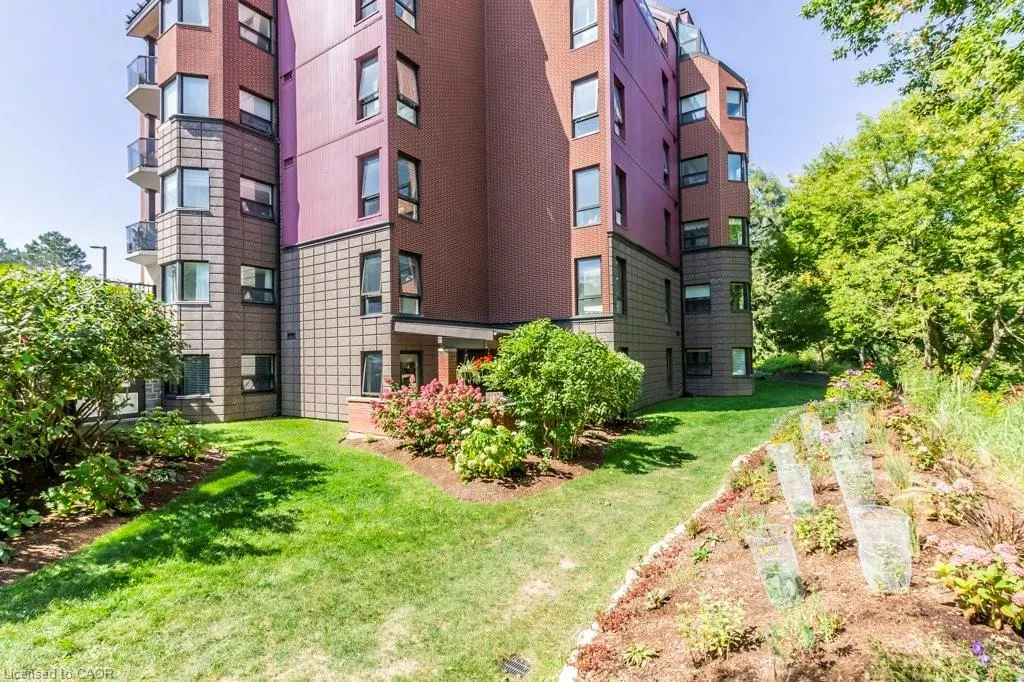 52 Blue Springs Drive, #11