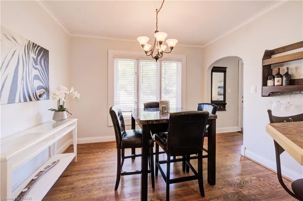 39 Dunham Avenue